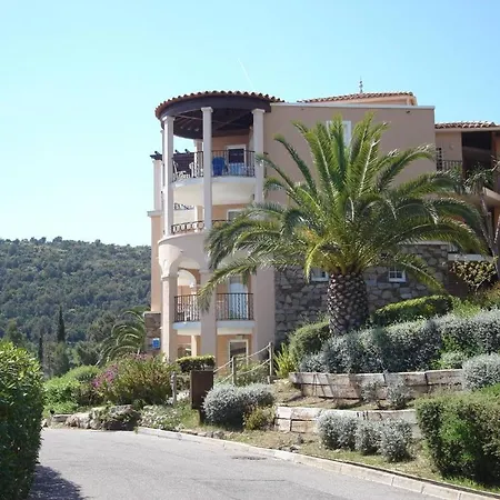 Cap Esterel Village Vacances *